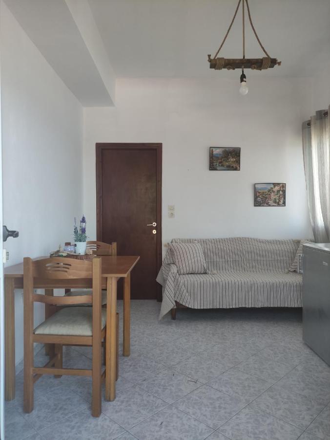 Despoina Seaside Apartment Ágios Konstantínos 외부 사진